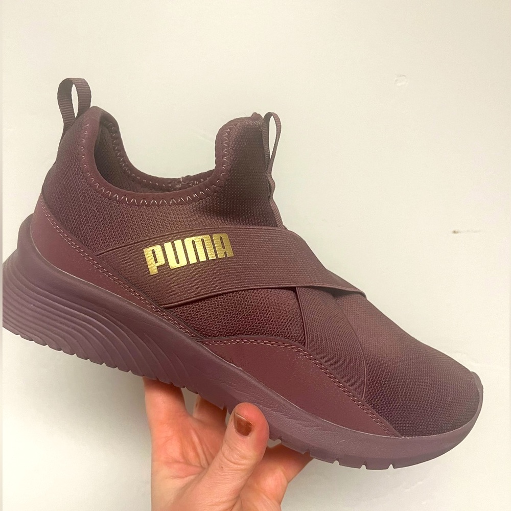 Plum Puma Tennis Shoes